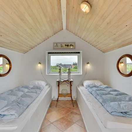 Casa de Férias Solbritt - 330m To The Fjord By Interhome